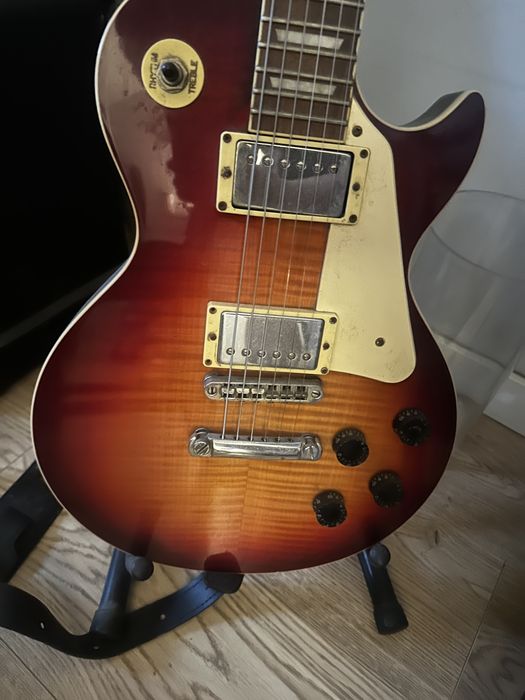 Gitara Flame LP2