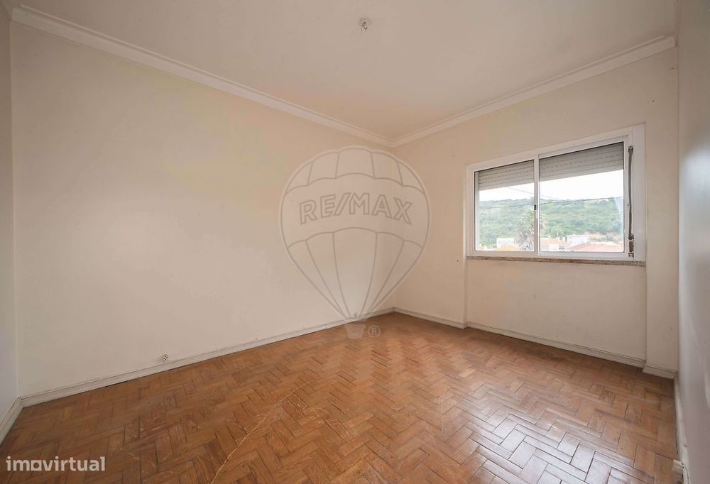 Moradia T4 para venda