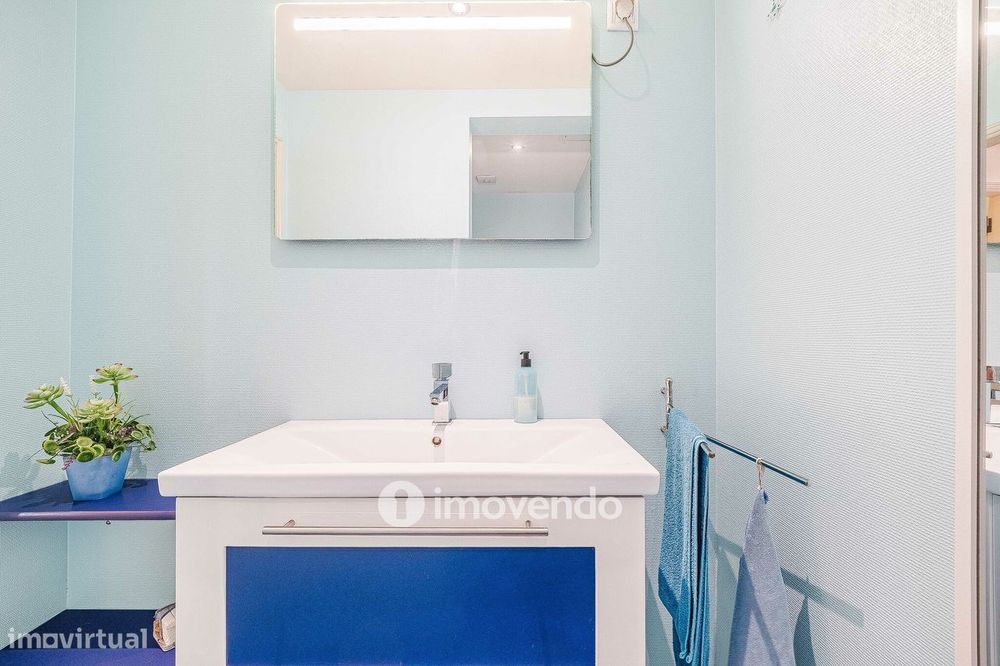 Moradia T4 com garagem e espaço exterior enorme, em Coruche