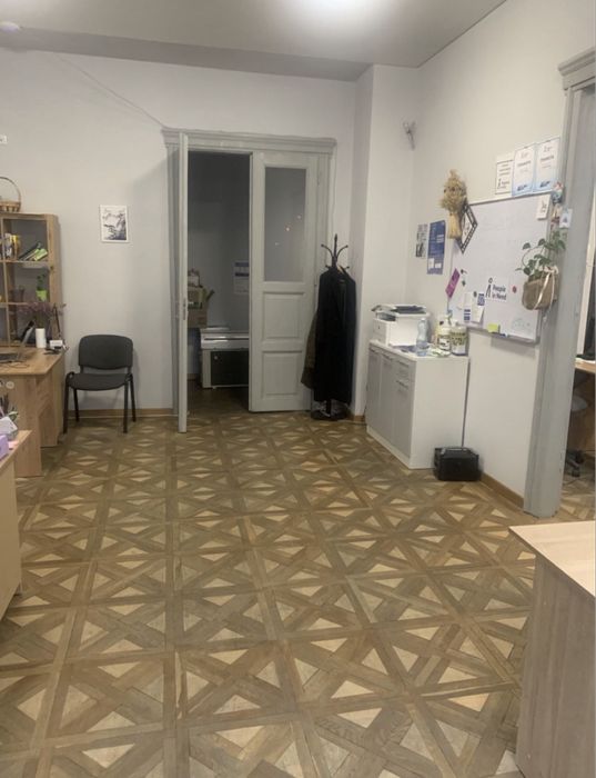 Оренда офісу | ЦЕНТР | Біля фонтану