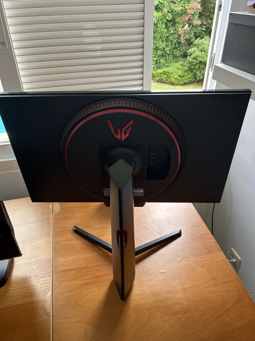 Monitor Gaming LG 27GN650