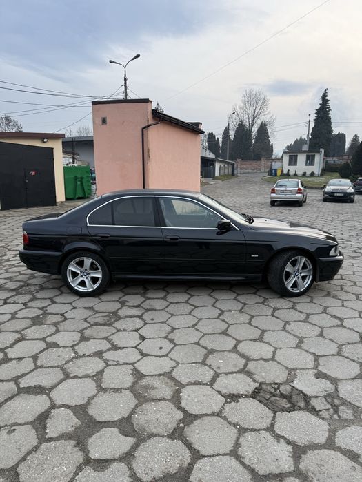 2001 BMW E39 5 series