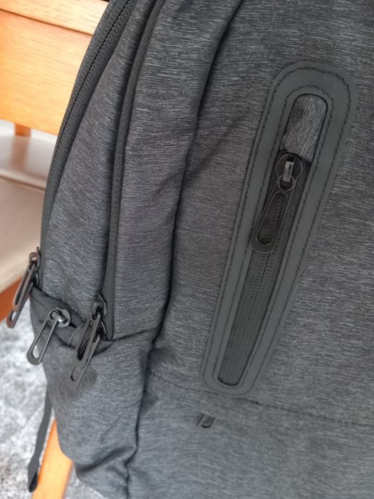 Mochila grande com muita arrumação