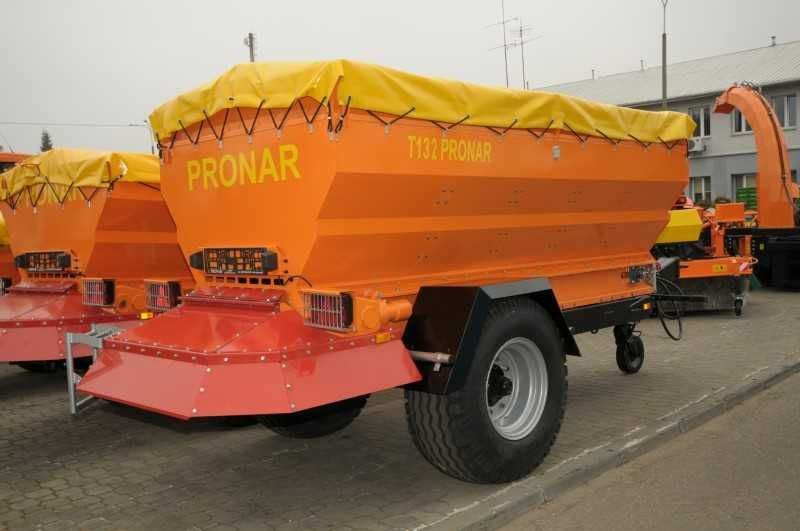 Posypywarka soli, piasku PRONAR T132 T131 fabrycznie nowa 2025