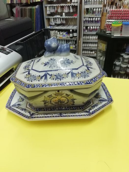Terrina com travessa nova