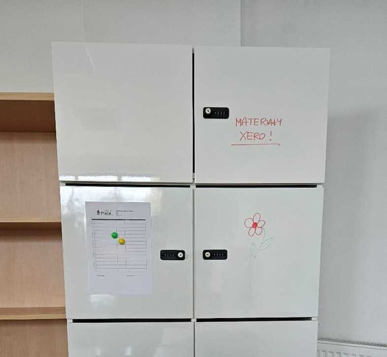 Szafa locker zamek na kod wysoka biała 6 modułów szuflada (2 szt.)