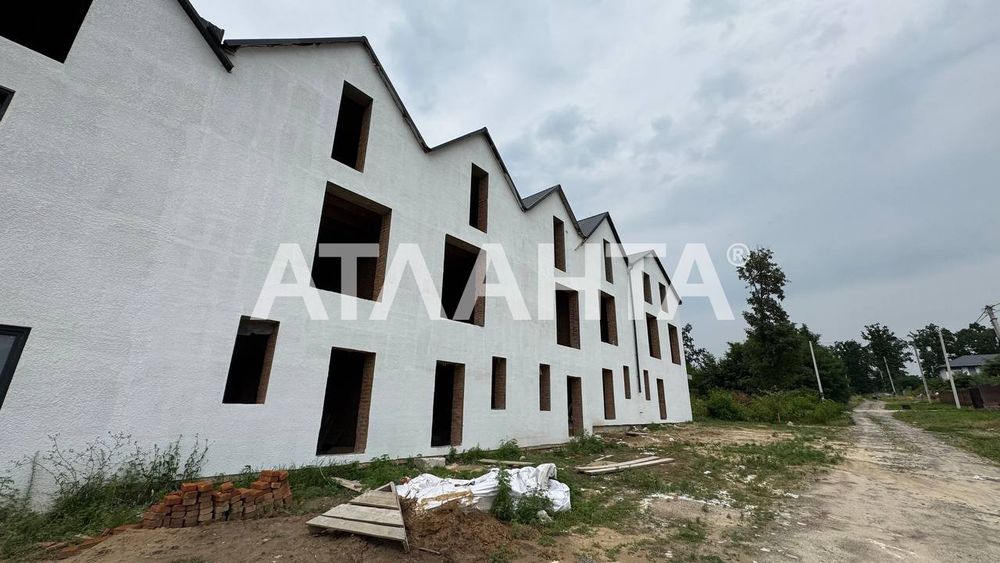 Продаж Танхауса  У Хотові, вигідна ціна. Обухівського району.