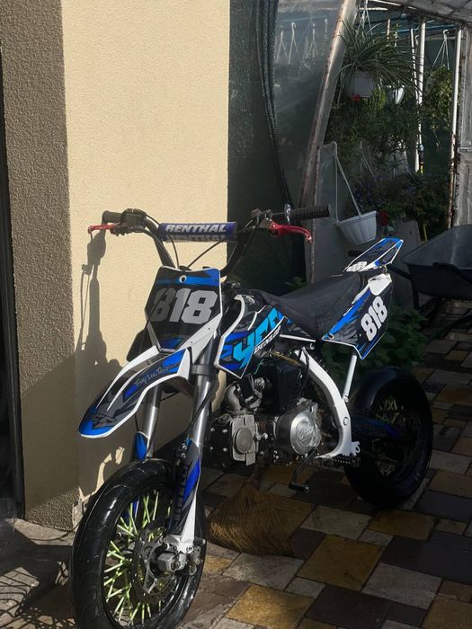 Ycf pilot f125 на мотардах