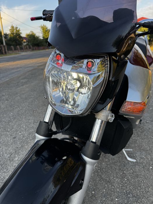 suzuki gsr 600,свіжопригнаний!