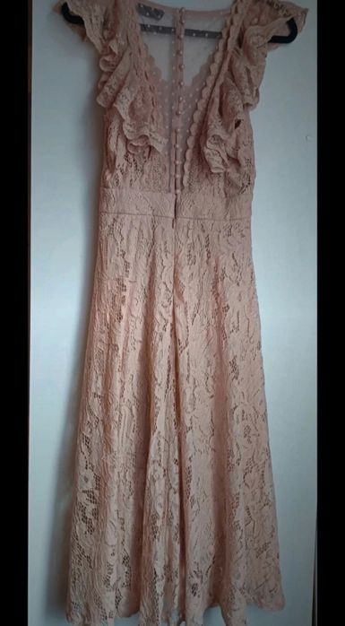 Sukienka koronkowa midi