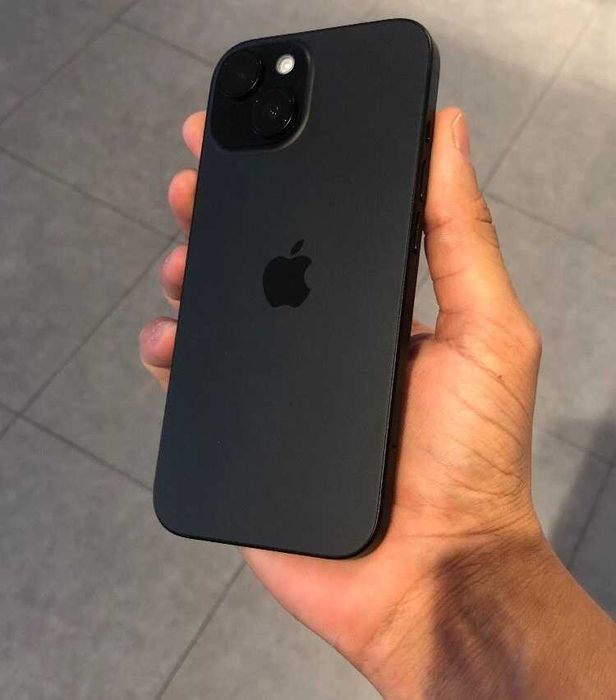 [Barcelos] iPhone 15 128GB com garantia, até 12x