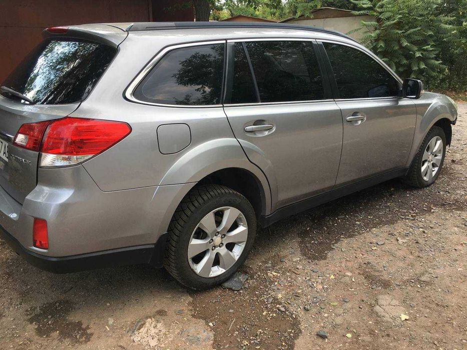 Продам Subaru Outback 2010 г.