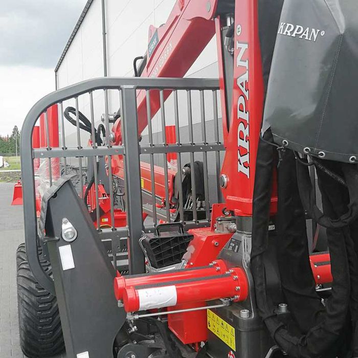 Przyczepa leśna Krpan GP11 z żurawiem 6,6