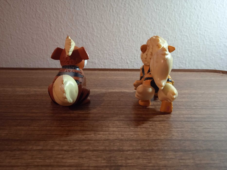 Pokémon Figuras Growlithe e Arcanine
