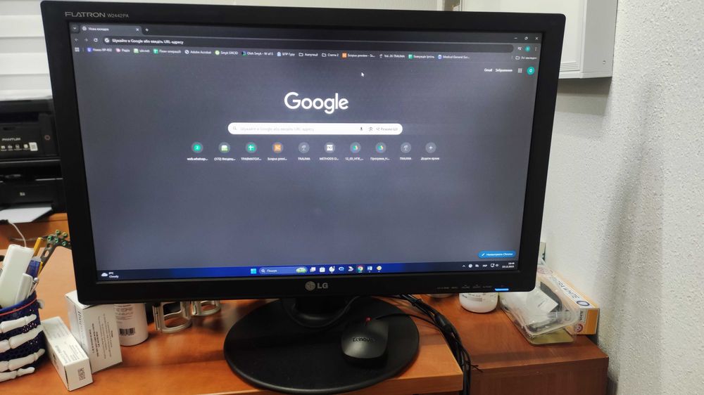 Монітор LG Flatron W2442PA - BF 24 дюйма