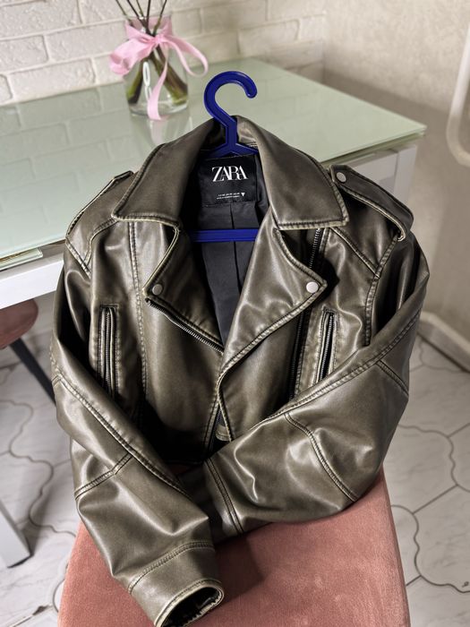 Кожанка куртка ZARA хаки беж