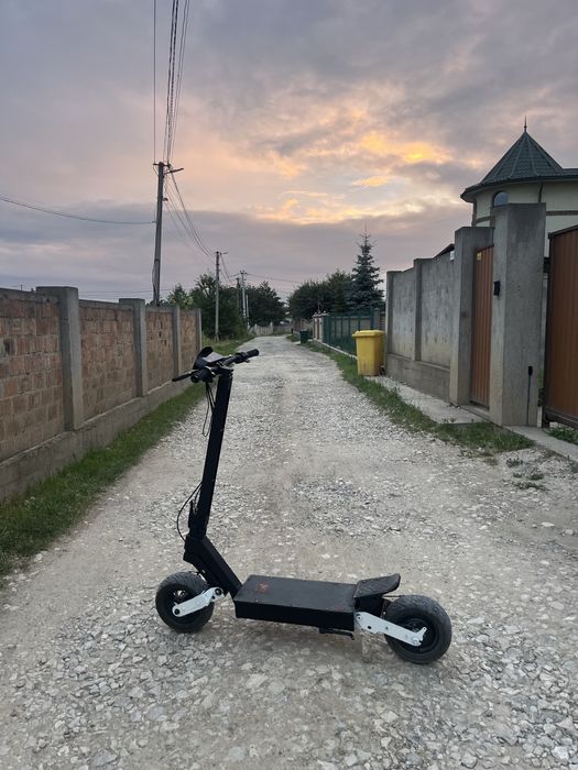 Продам kukirin g4