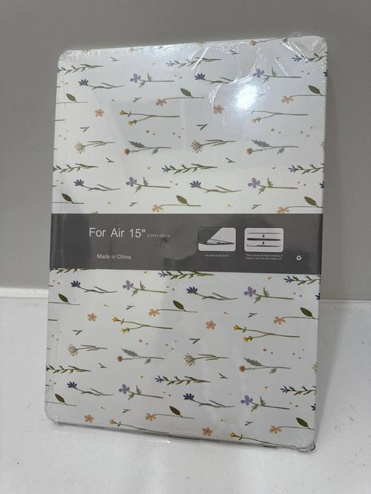 Новий чохол на MacBook for air 15
Параметри 34*24 см