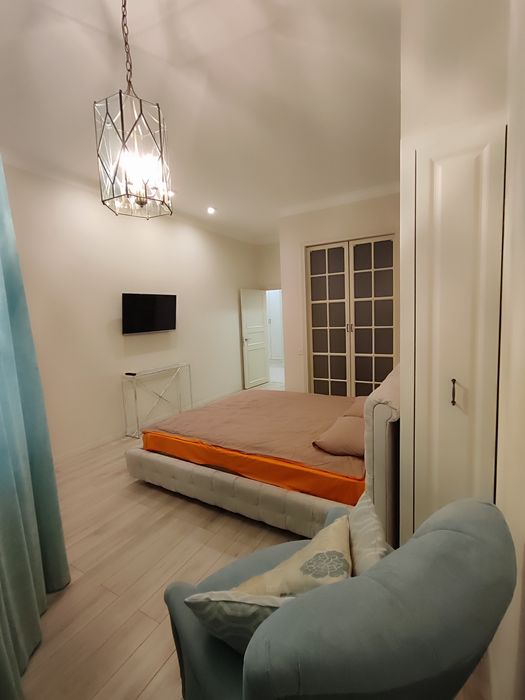 Сдам квартиру в ЖК"Сабанский"/парк Шевченко. Ланжерон. Гардеробная