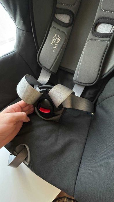 Дитяче автокрісло Britax Romer King || / ATS / LS