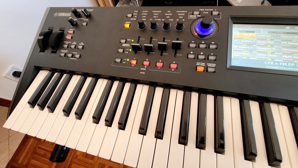 Teclado Yamaha Modx7