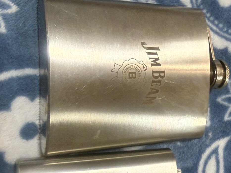 piersiówki do alkoholu