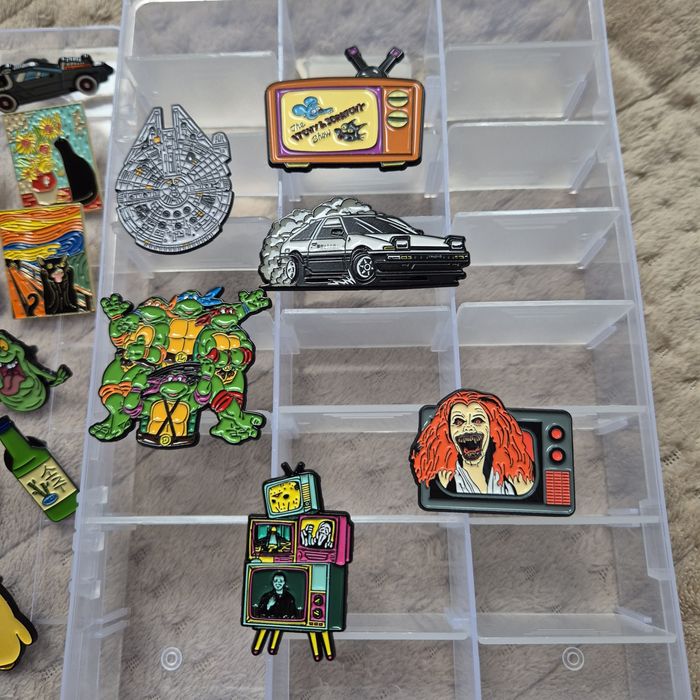 Продам піни значки брошки, значок КНДР