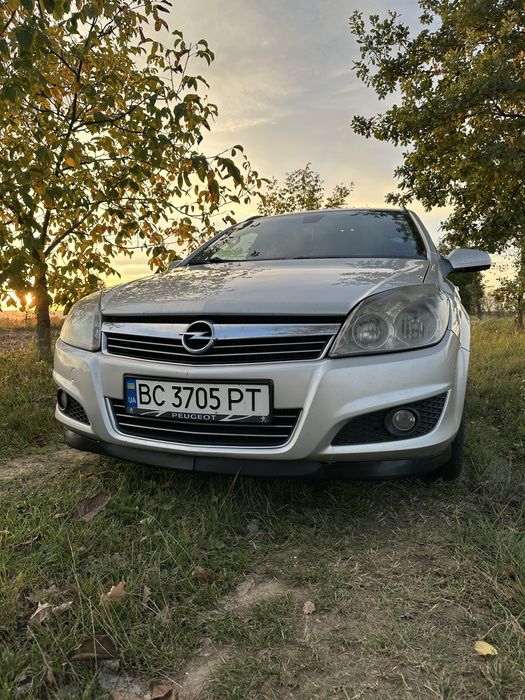 Продам опель астра h 1,9