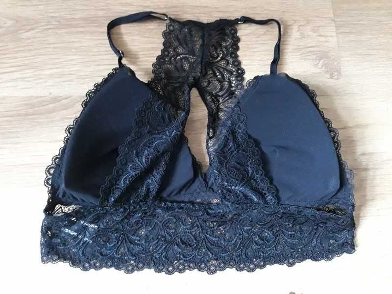 Koronkowy biustonosz Sinsay L