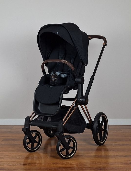 WYJĄTKOWO ZADBANY   Cybex Priam 4.0  . Wózek 3w1. Fotelik Cybex .
