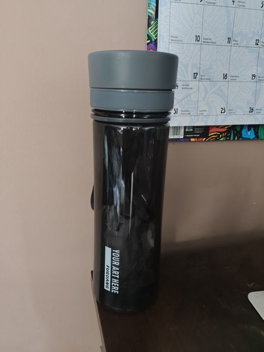 Kamera ukryta w bidonie