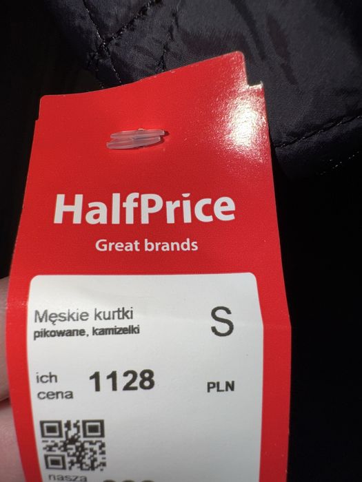 Nieużywana Czarna Kurtka Karl Lagerferd