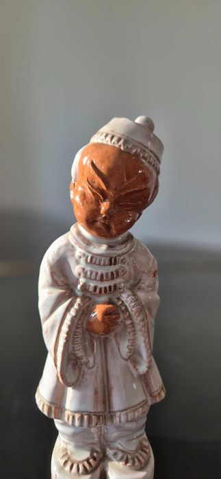 Rzeźba figura mnich budda,Chiny Azja orient terakota szkliwiona dekor