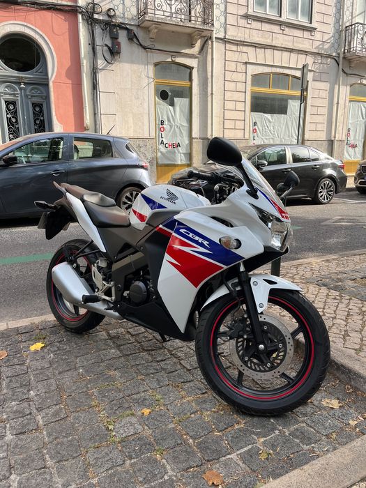 Honda CBR 125R (2014)