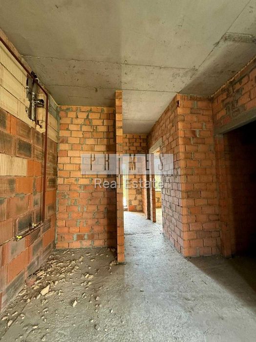 Продаж 4к дуплексу без ремонту, вул. Лугова, Крюківщина