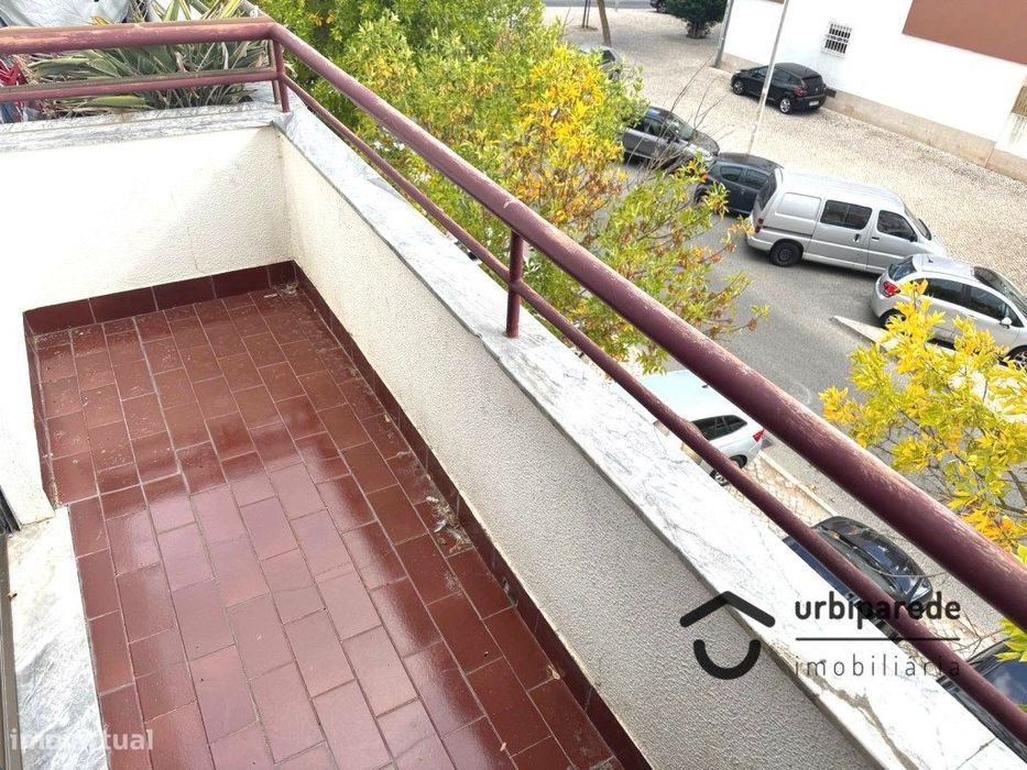 Apartamento T2 em Sassoeiros, perto do LIDL.