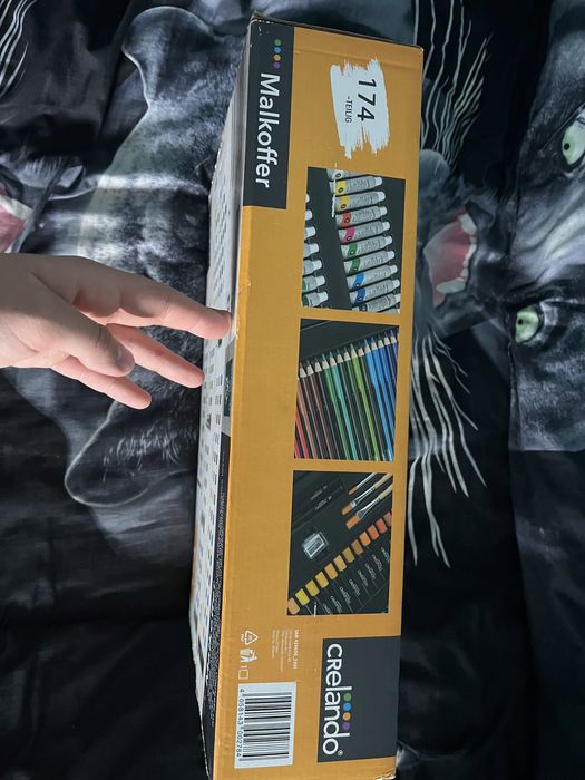 Paleta zestaw markerów farb i pisaków