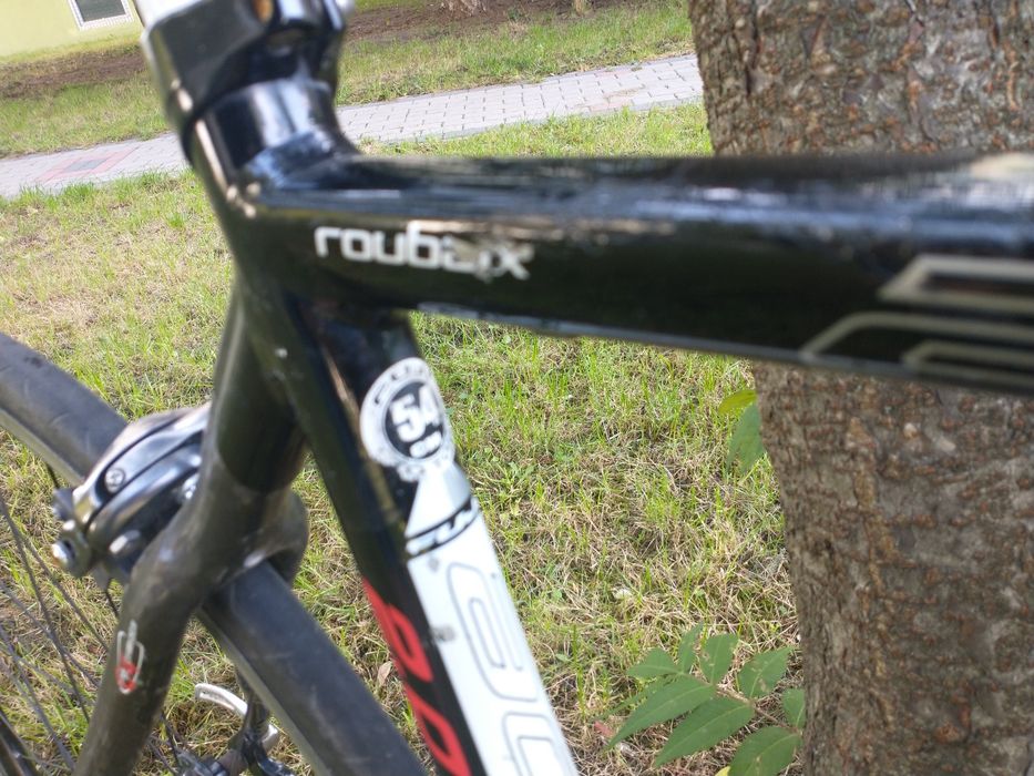 Szosa Fuji Acr 2.0 roubaix koła 28 karbon