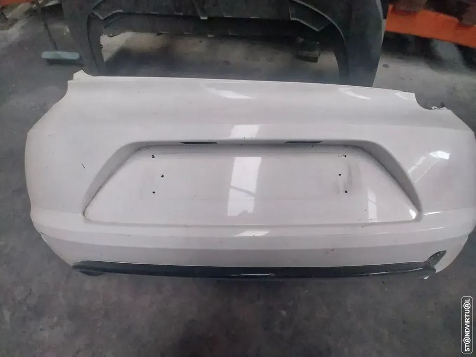 Para-choques tras volkswagen sirocco ano 2011