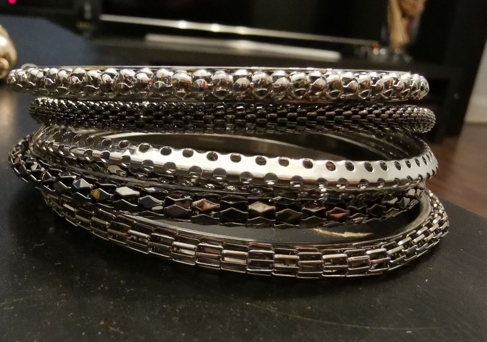 zestaw 5 bransoletek