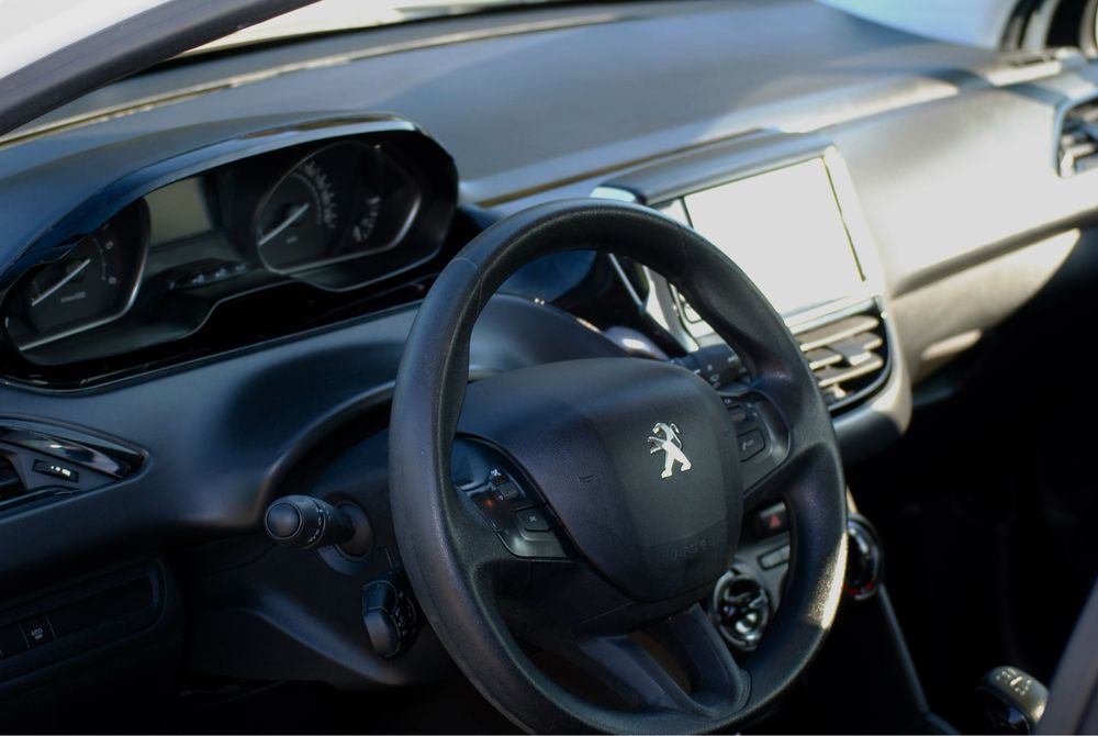 Peugeot 208 1.5BlueHdi 2020