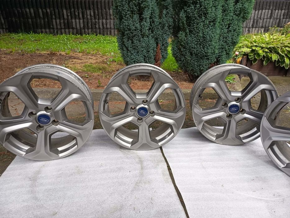 Felgi ford 17 4x108