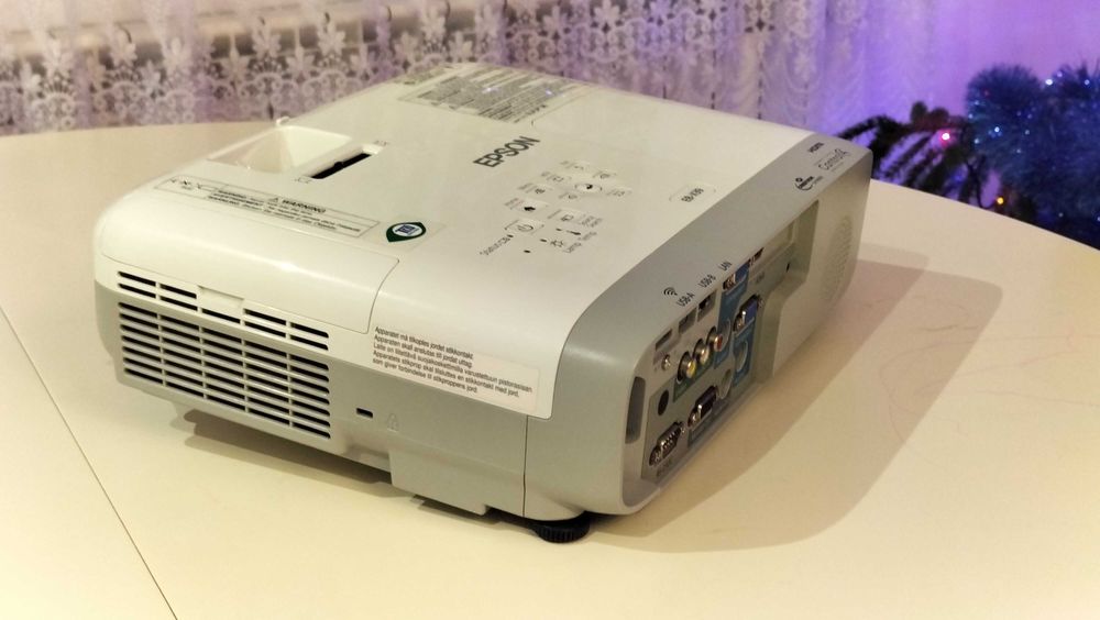 Projektor EPSON - bardzo dobry stan