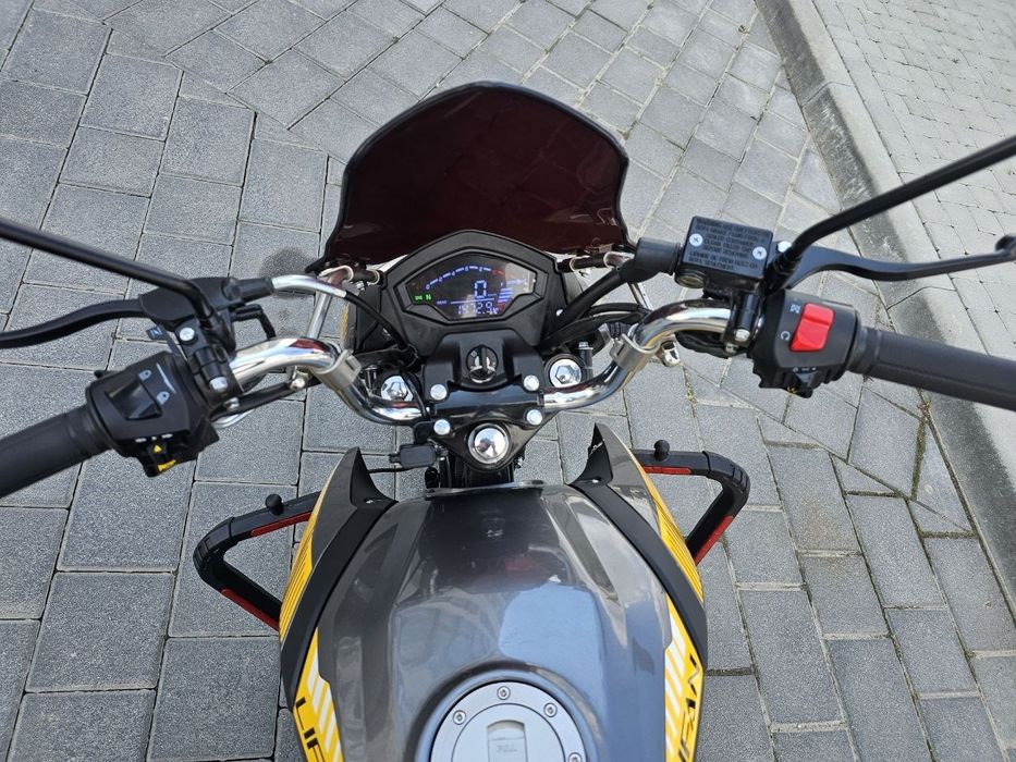 Мотоцикл Lifan CityR 200