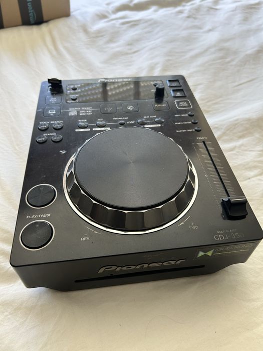 PIONEER - CDJ 350 - uma unidade.