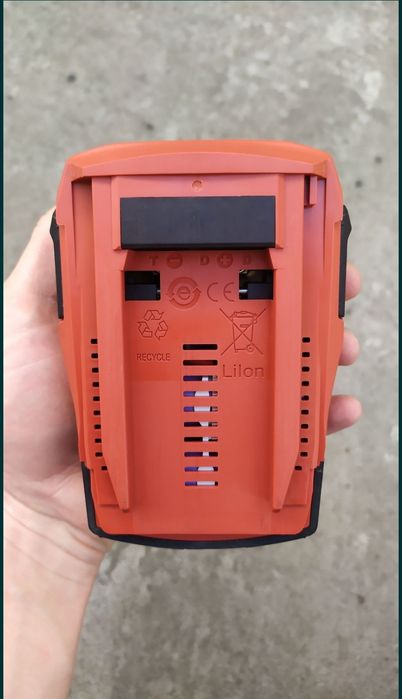 Повністю нова батарея