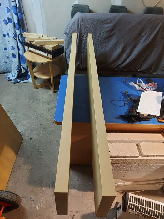 Półka wiisząca Ikea 2 szt chowane mocowanie