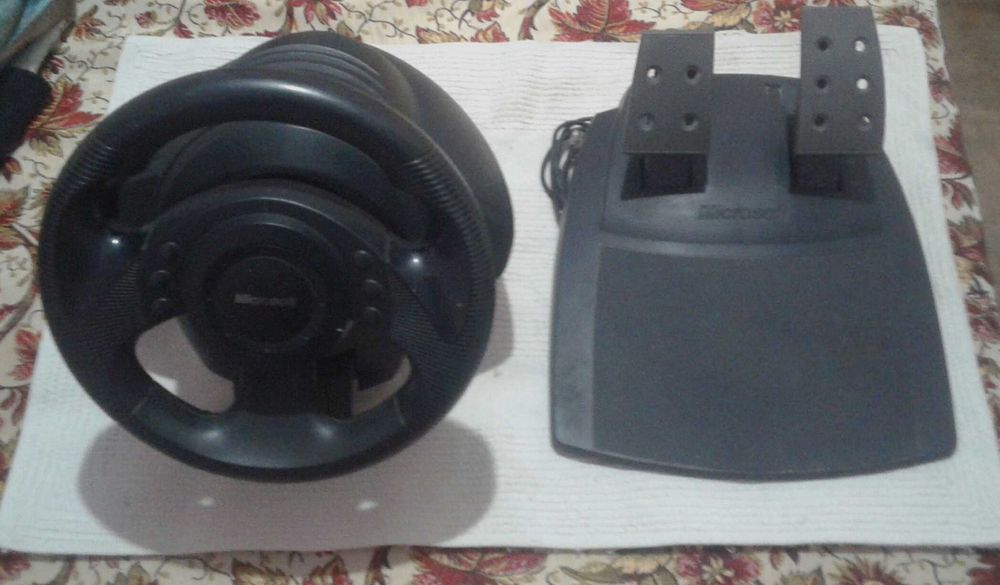 Games + Steering Wheel and Pedals - Gamer - Microsoft - PC64584327712387120