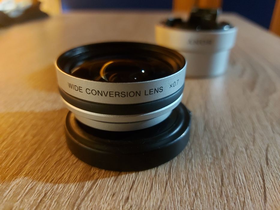 Obiektyw Sony VCL-DH0737 + adapter