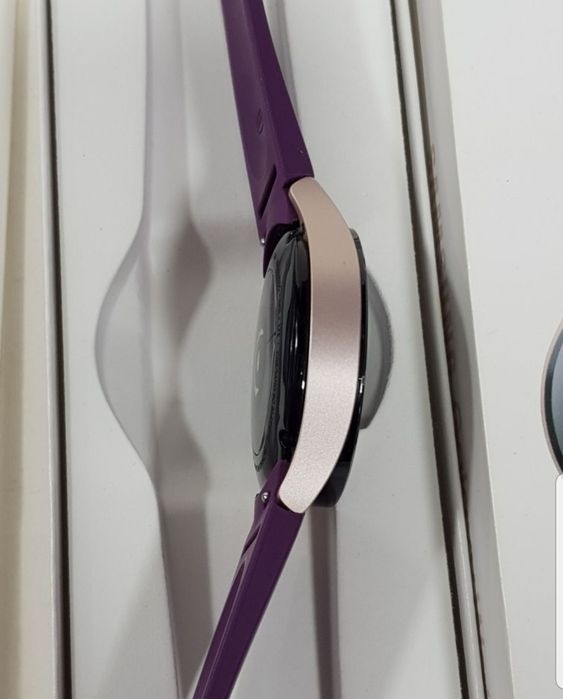 Часы Samsung Galaxy Watch 4